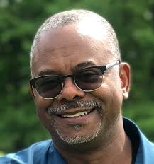 Steve Diggs headshot